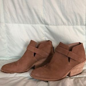 Eileen Fisher booties